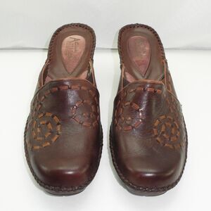 Clarks Artisan Brown Leather Wedge Mules Decorative Stitching - Women's Size 8.5